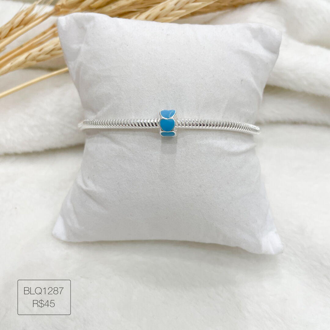 Berloque 7 Corações Azuis Passador Esmaltado Prateado